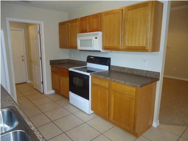 Foto del edificio - 2877 Aplin Rd