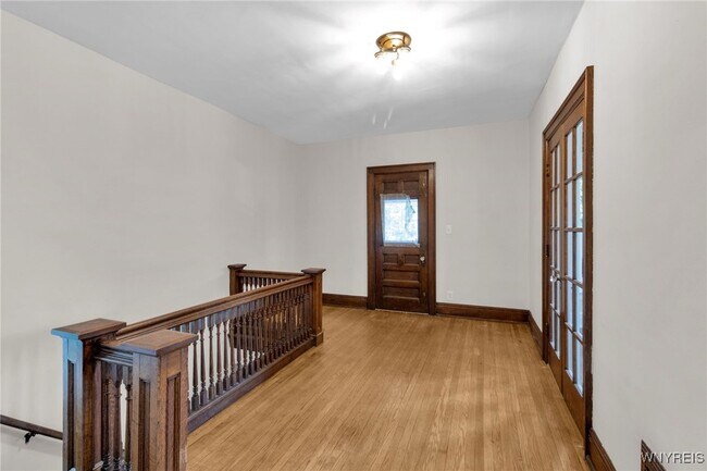 Foto del edificio - 146 Lancaster Ave
