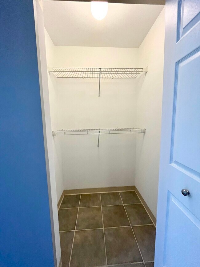 Foto del edificio - 15 Higgins St, Unit 219