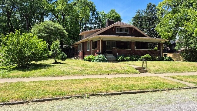 Building Photo - 5309 Hill St