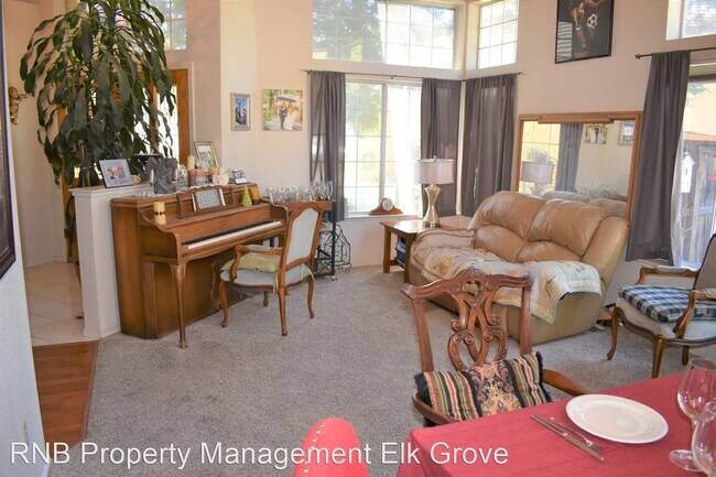 Building Photo - 4 br, 3 bath House - 6 Keeling Court