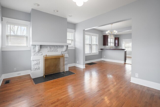 Foto del edificio - 1910 Shelby Ave