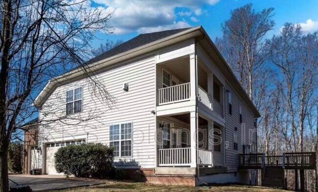 Foto del edificio - 159 Sanford Ferry Ct