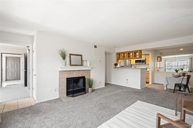 Foto del edificio - 9222 E Arbor Cir