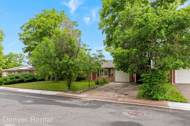 Foto del edificio - 3 br, 2 bath House - 981 Ursula St