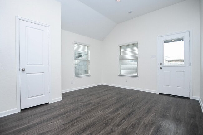 Foto del edificio - 3734 Butterfly Breeze Ln