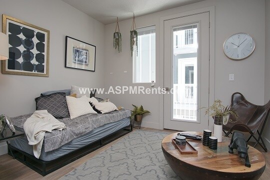 Foto del edificio - Downtown Affordable Studios