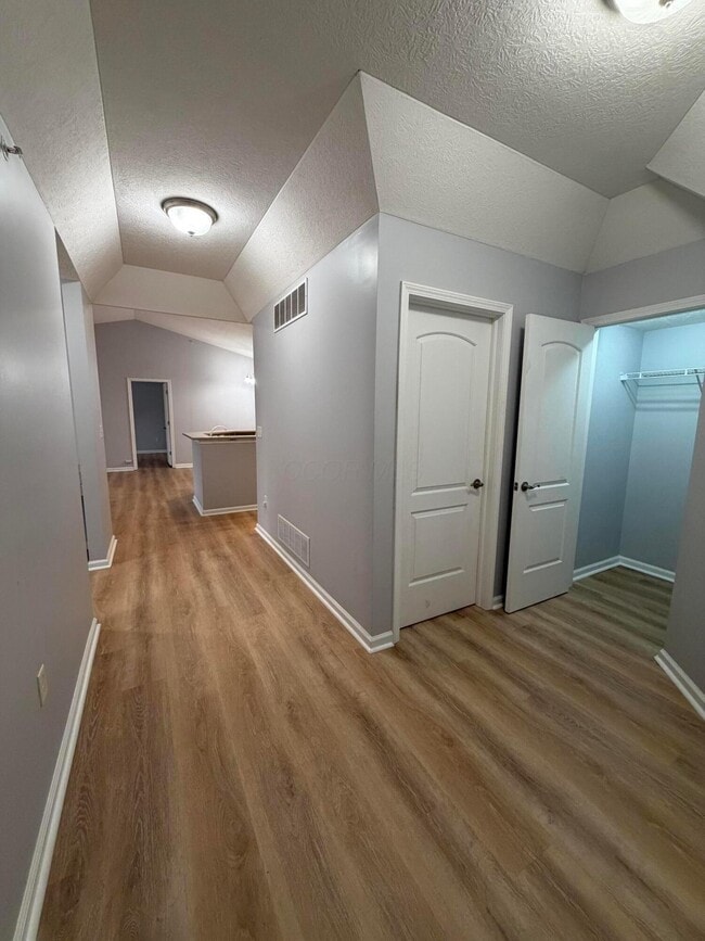 Building Photo - 7774 S Essex Gate Dr