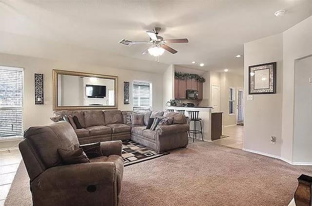 Building Photo - 9820 Pronghorn Rd