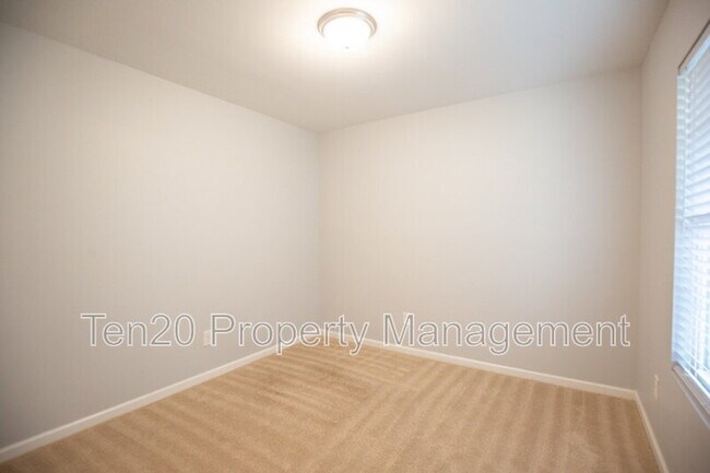 Foto del edificio - 316 Irish Ln