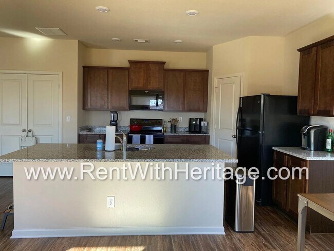 Foto del edificio - Gorgeous 3bd/ 2.5 bath Home in Popular Ann...