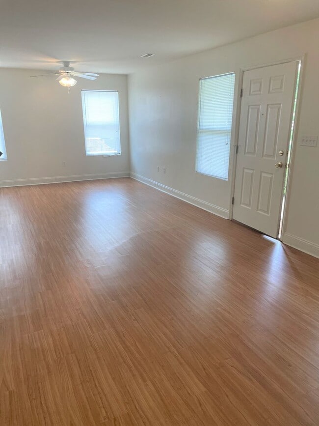 Building Photo - 1913-A Tabor Village Dr.