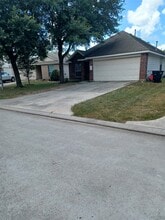 Building Photo - 11750 Pinemeade Ln