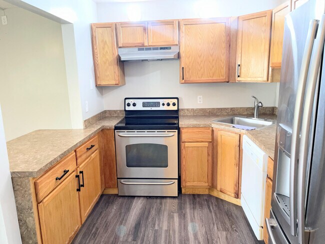 Building Photo - 3587 La Playas Ct