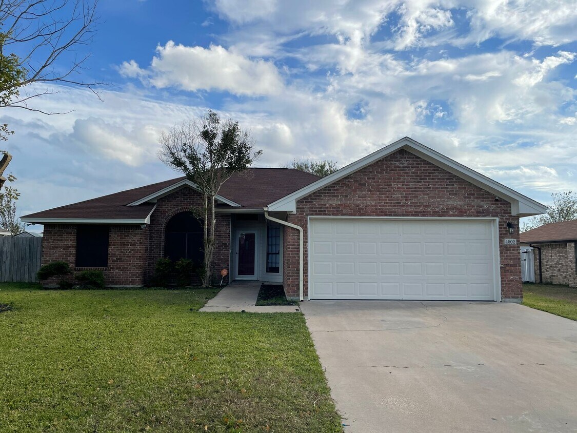 Foto principal - 4502 Frontier Trail