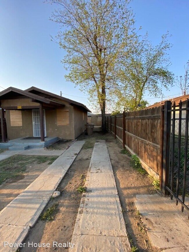 Building Photo - 1 br, 1 bath House - 820 25th Street