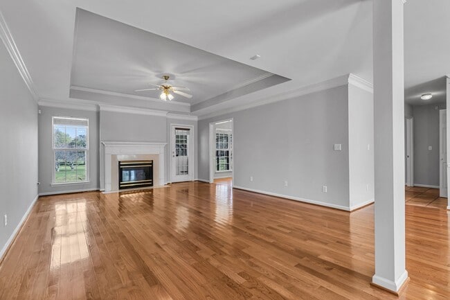 Building Photo - 207 Andy Johns Dr