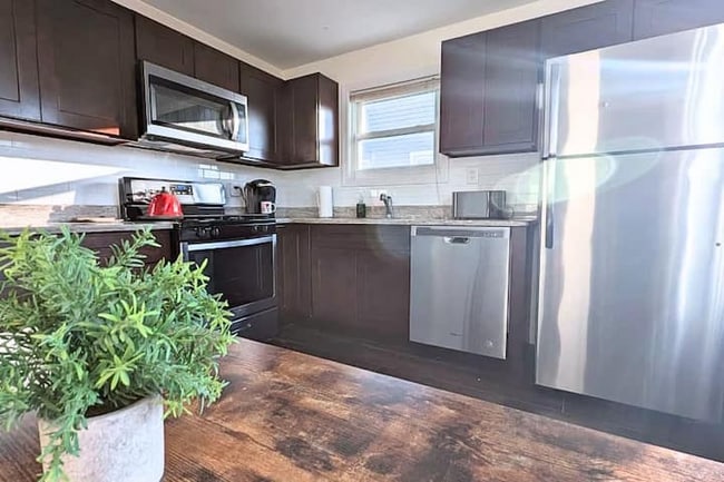 Foto del edificio - 108 Gotthart St