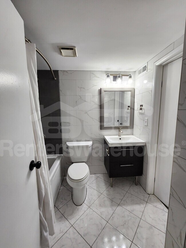 Foto del edificio - 846 Regal Path Ln
