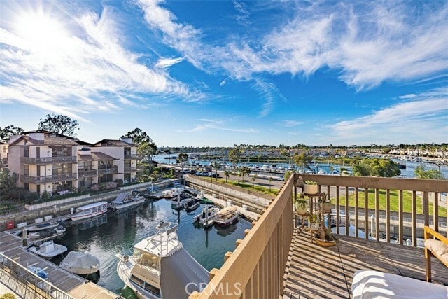 Building Photo - 5327 Marina Pacifica Dr