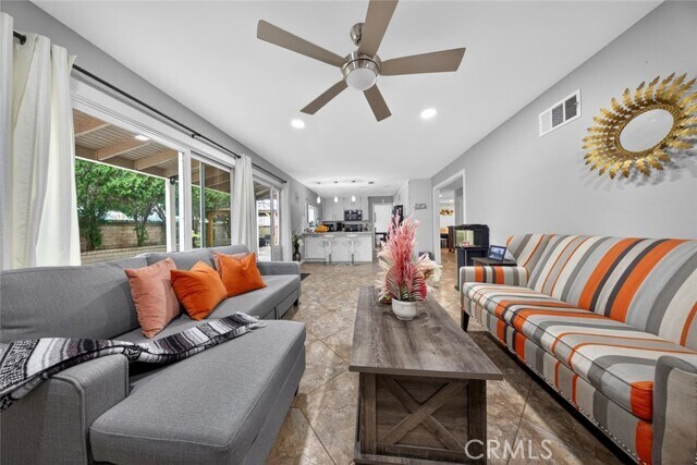 Foto del edificio - 25047 Avenida Balita