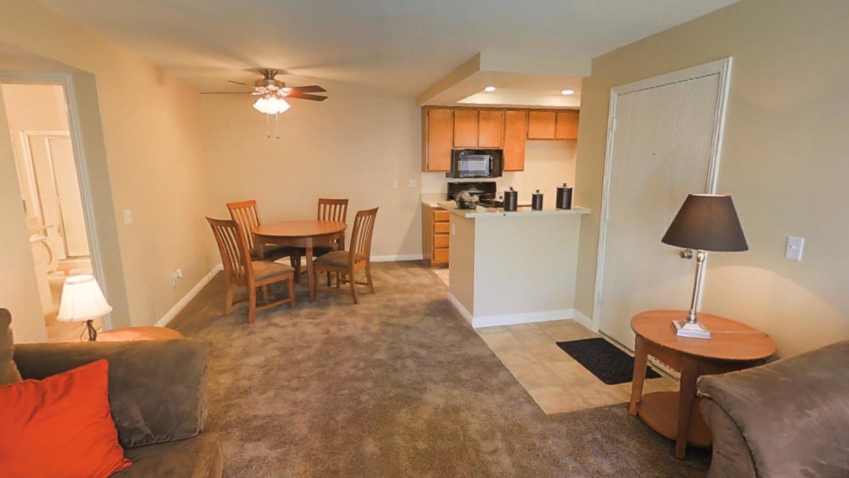 Photo - WINDWOOD Apartments