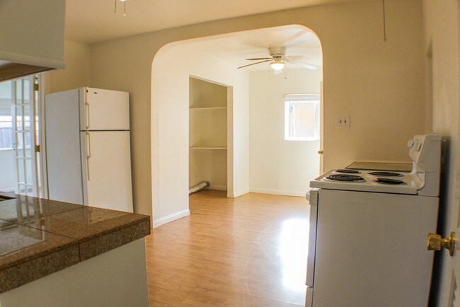 Foto del edificio - 2917 Elizabeth Ln