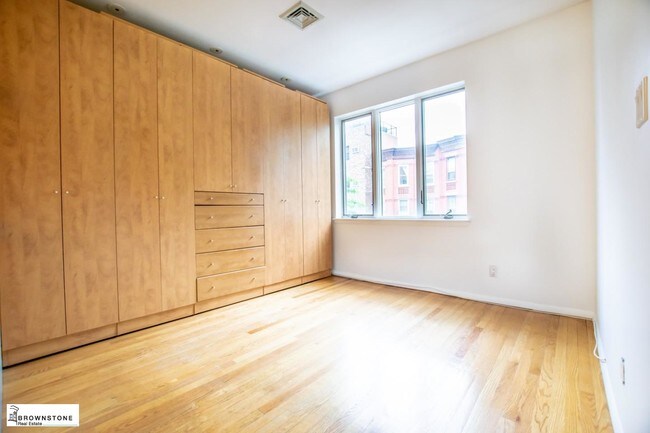 Foto del edificio - 392 14th Street