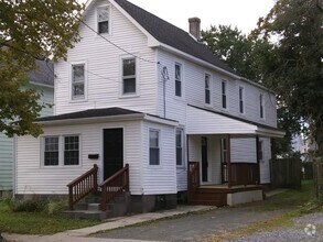 Building Photo - 620 Bridgeboro St