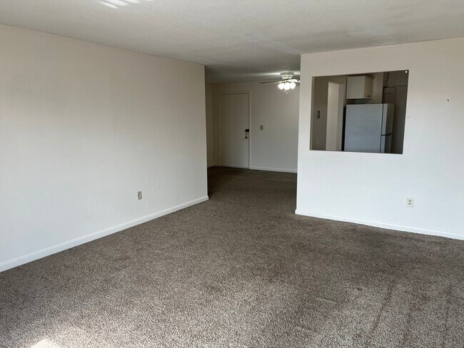 Building Photo - 800 Governors Dr