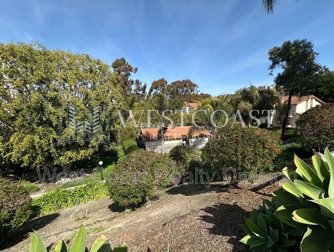 Foto del edificio - 2823 Andover Ave