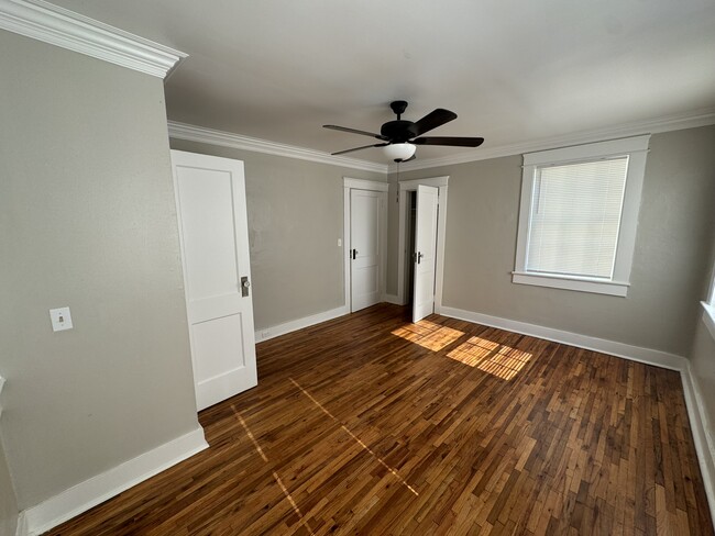 Bedroom - 326 Cloverdale Rd