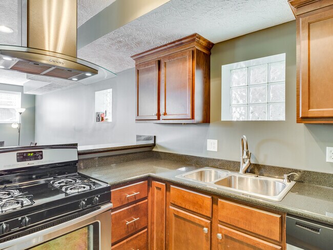 Foto del edificio - 2193 W 7th St