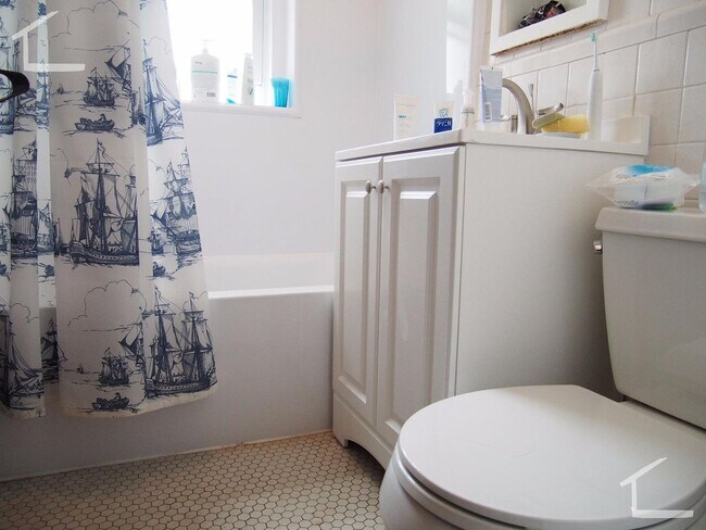 Foto del edificio - 1951 Commonwealth Ave