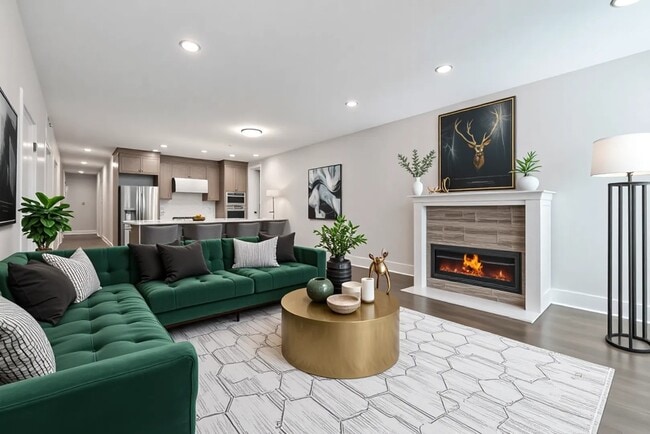 Building Photo - 2814 W North Ave