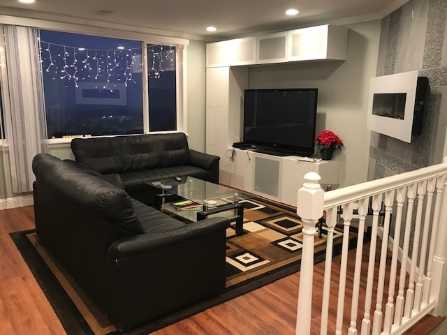 Photo - 263 Vernon St House