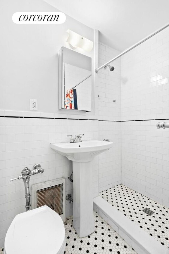 Foto del edificio - 305 W 84th St