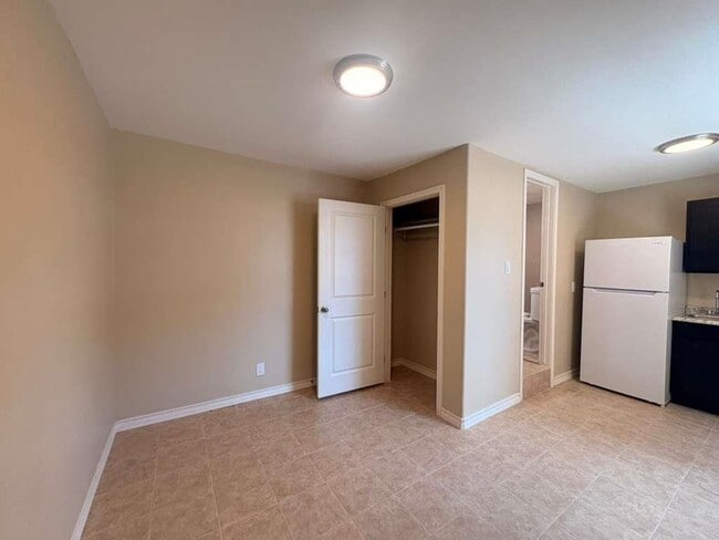 Building Photo - 4018 San Agustin Ave
