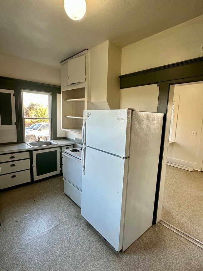 Building Photo - gbsalem