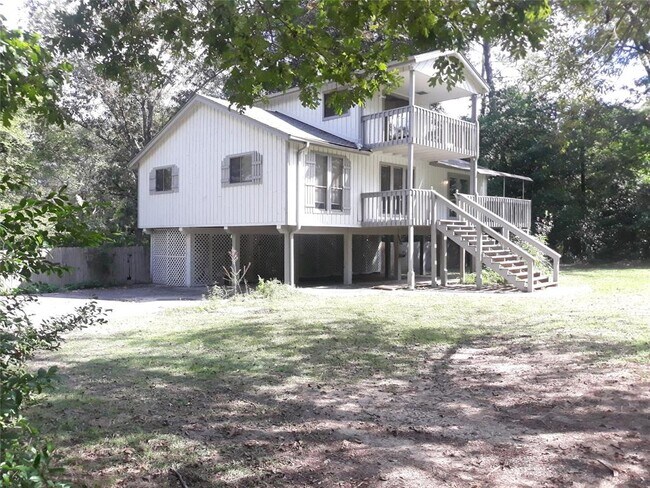 Building Photo - 107 N White Oak Dr