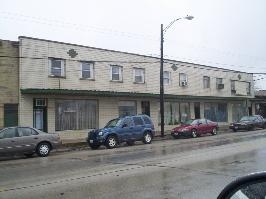 Building Photo - 105 Fifth St