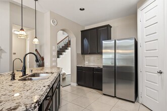 Building Photo - 3002 Overbrook Meadow Ln