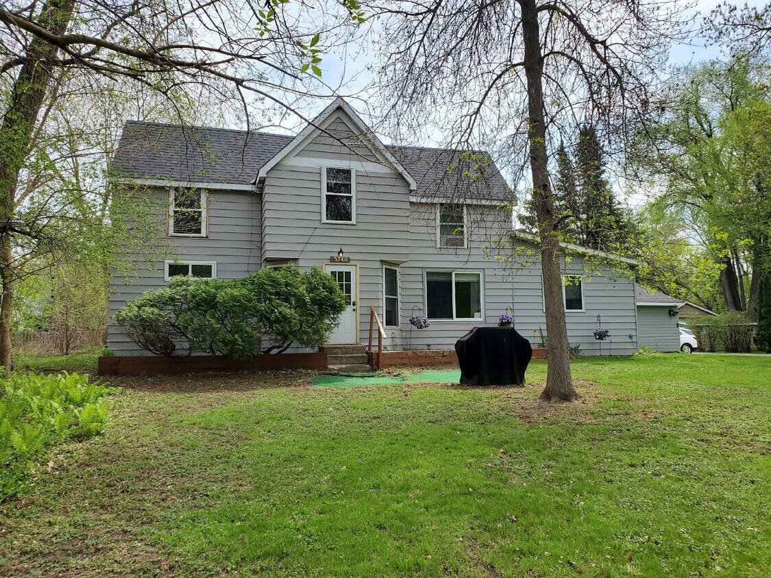 5346 Eagle St Unit 2, White Bear Lake, MN 55110 Room for Rent in