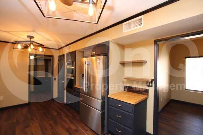 Building Photo - 13711 W Ballad Dr