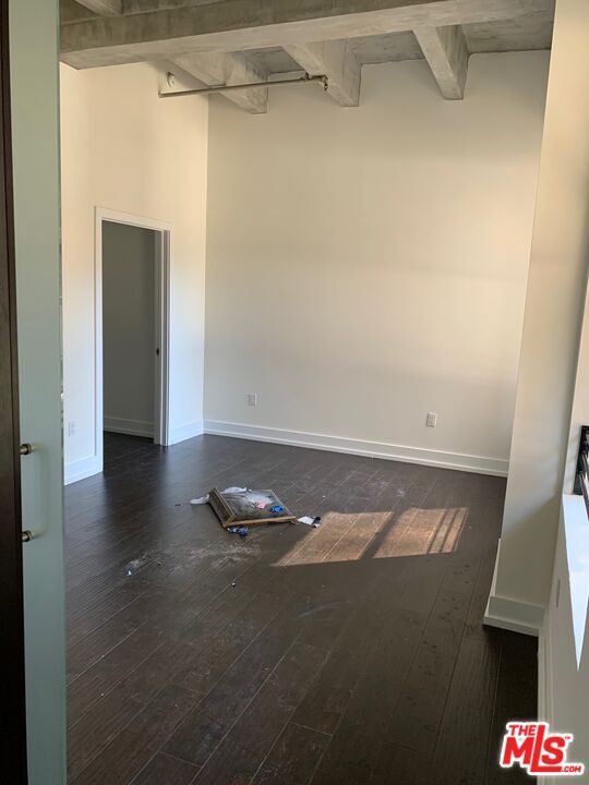 Foto del edificio - 727 W 7th St