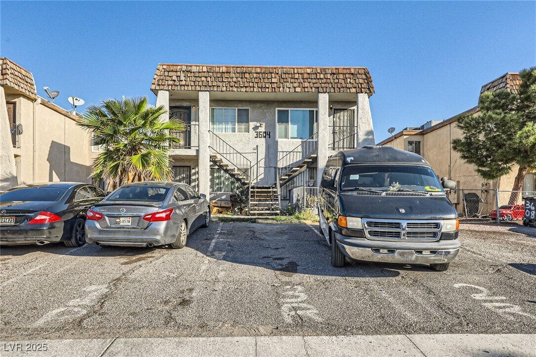 Foto principal - 3604 Thomas Ave