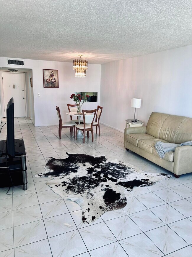 Foto del edificio - 1849 S Ocean Dr