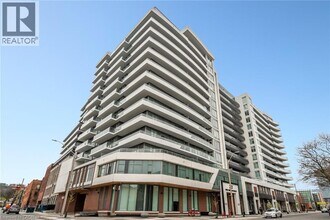 Building Photo - 212 King William St