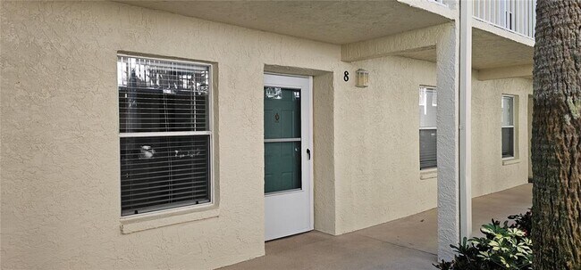 Foto del edificio - 7294 Cloister Dr