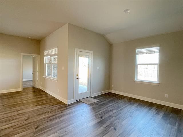 Building Photo - 2012 Brentwood Dr